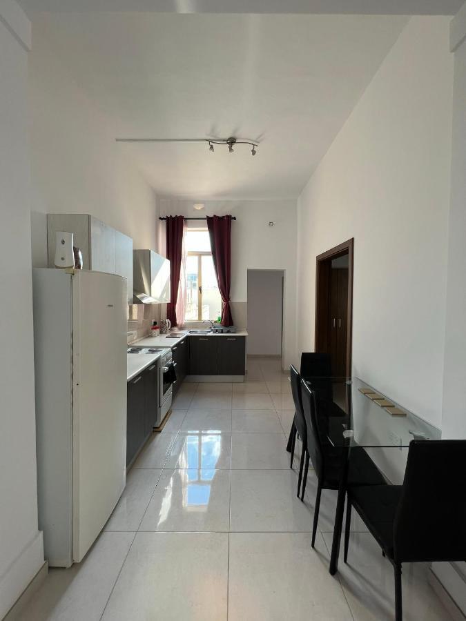 Room With Private Bathroom سليمة المظهر الخارجي الصورة